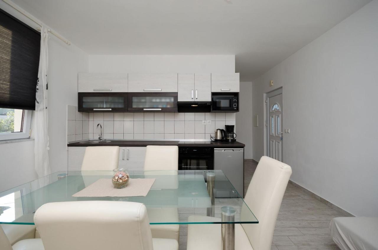 Apartments Toni Banjol Exterior foto