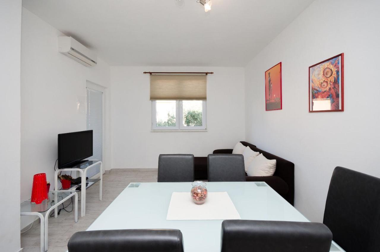 Apartments Toni Banjol Exterior foto